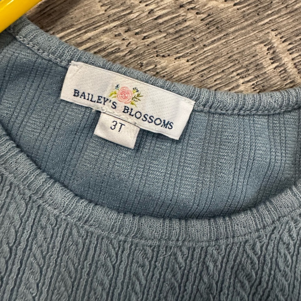 Bailey’s Blossoms Bundle - Picture 11 of 14
